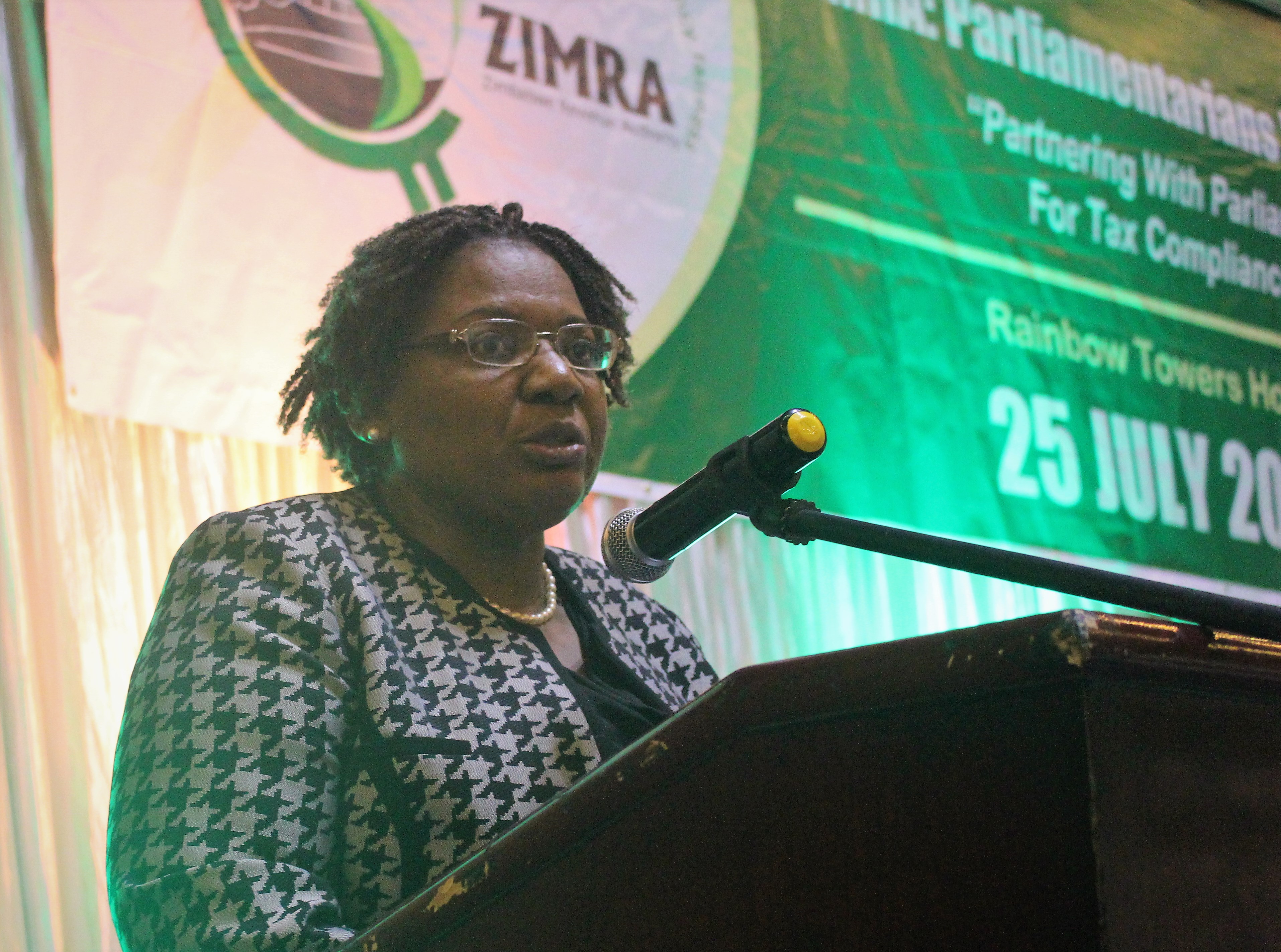 board chair2017.jpg - 2.32 Mb